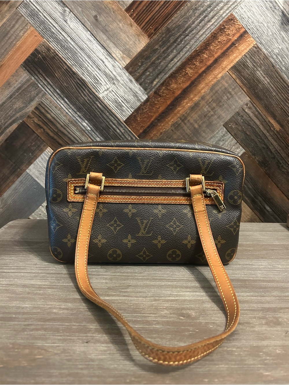 Louis Vuitton Cite MM Shoulder Bag